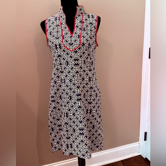 Women’s ELIZA J Navy/White geometric print shift dress- Size 4 - Picture 3 of 9